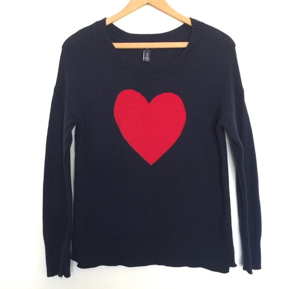 GAP Sweaters - GAP Heart Motif Sweater